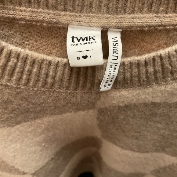 Checkered sweater - Picture 4 of 4